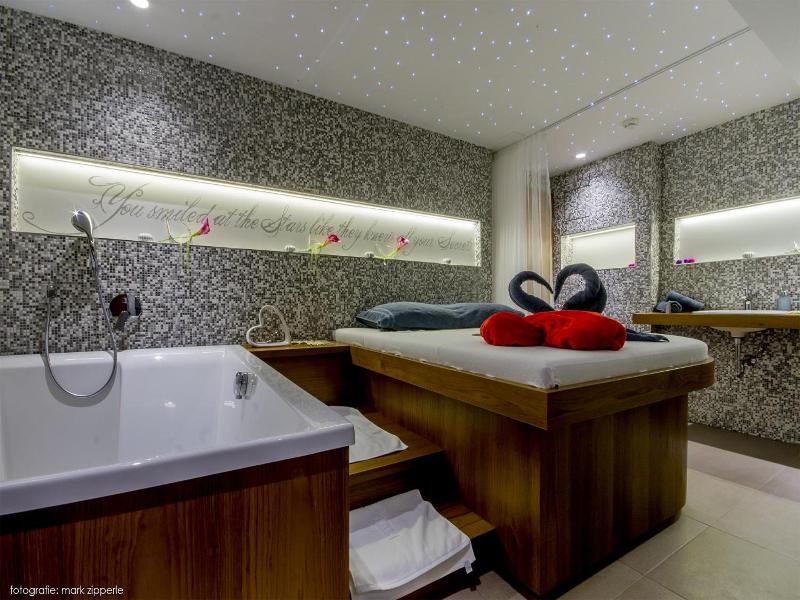 ... Mein Romantisches Hotel Toalstock image