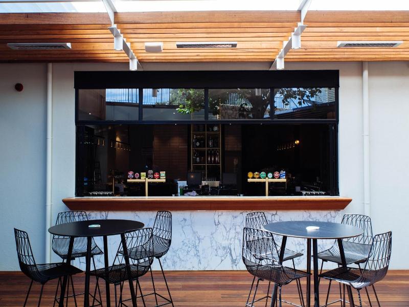 Morphett Arms Hotel image