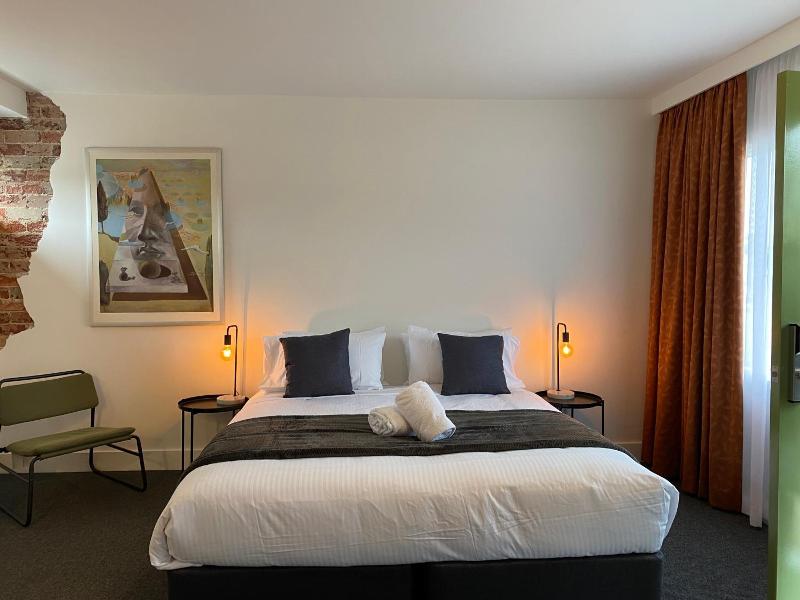 The Astor Hotel Motel