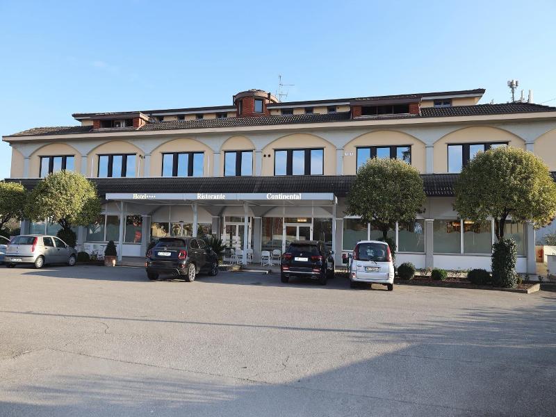 Hotel Ristorante Continental image