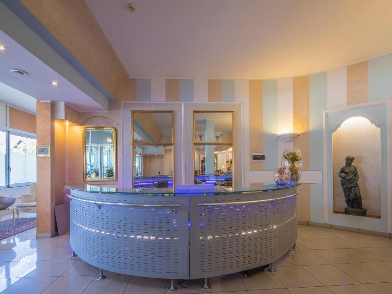 Hotel Ristorante Continental image