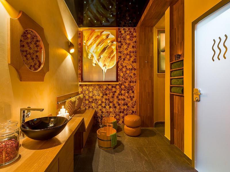 Hotel Debowy Biowellness & Spa Góry Sowie image