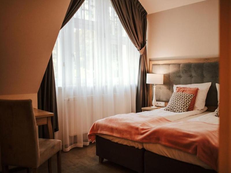 Hotel Debowy Biowellness & Spa Góry Sowie image