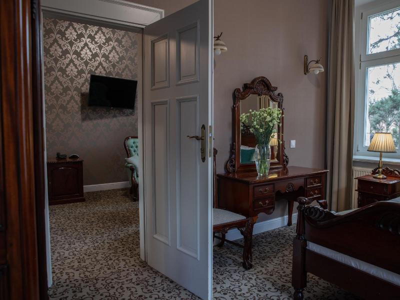 Hotel Debowy Biowellness & Spa Góry Sowie image
