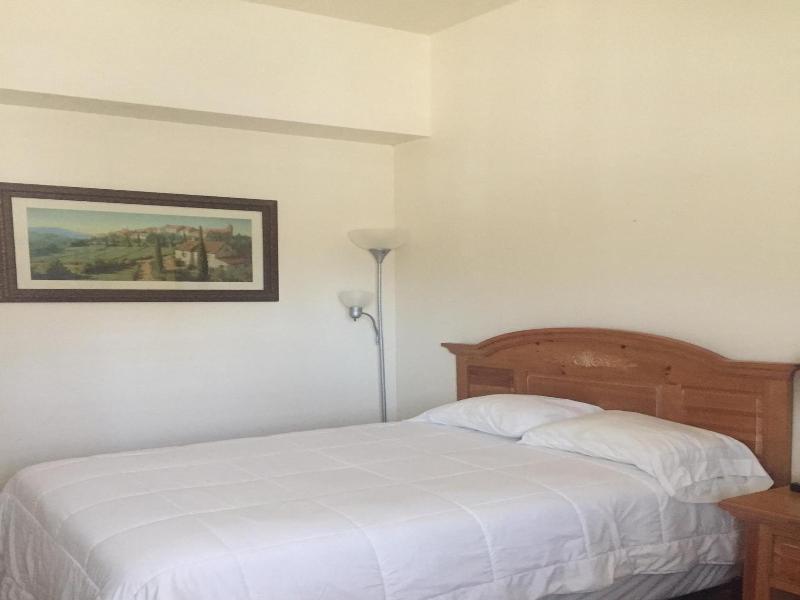 Whitney Portal Hotel And Hostel