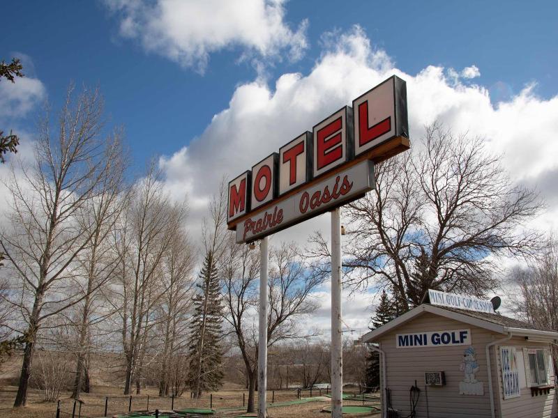Prairie Oasis Tourist Complex, Moose Jaw