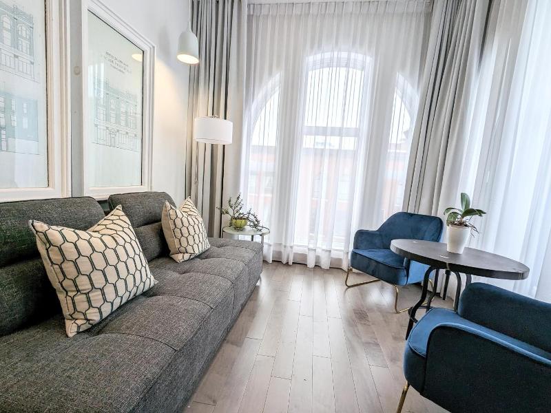 Hotel Oui Go! image