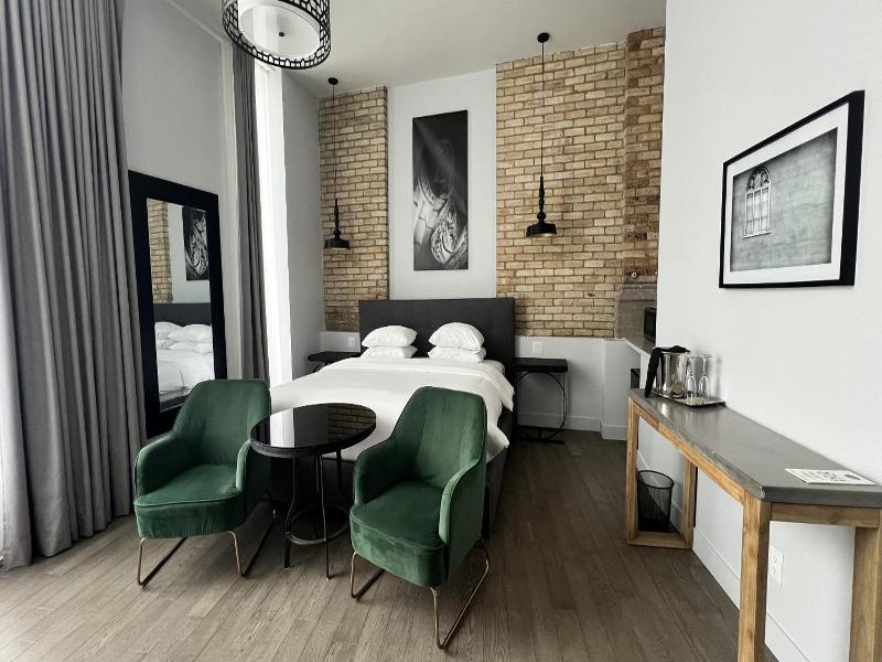 Hotel Oui Go! image