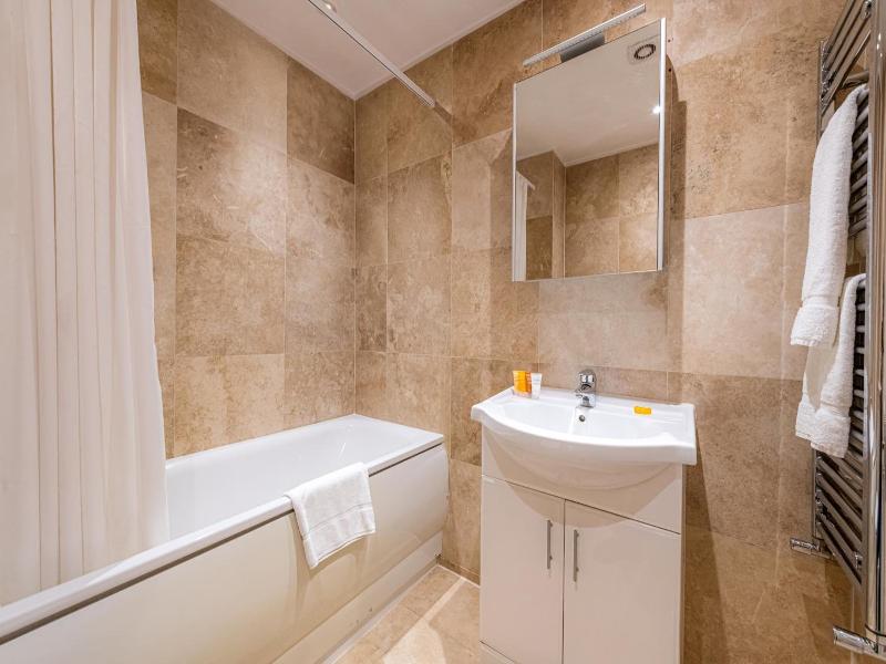 Queensgate Court Apartments image