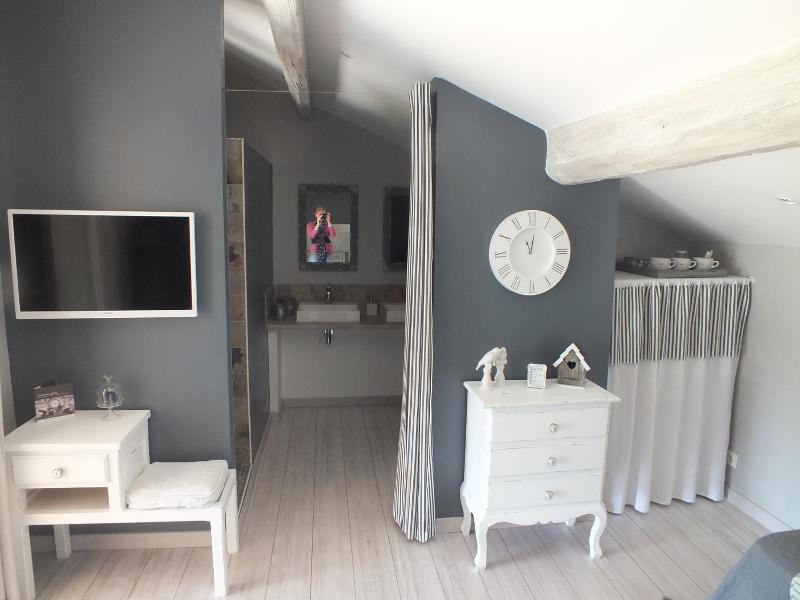 Mas De La Garance image
