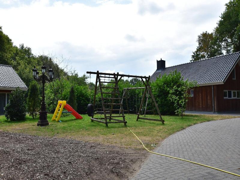 Chalet In Reutum With Sauna And Nature image