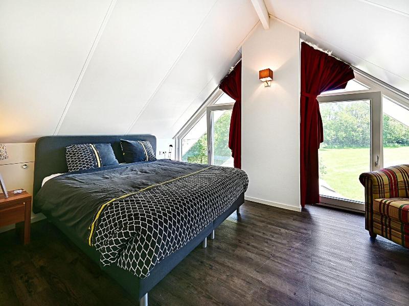 Chalet In Reutum With Sauna And Nature image