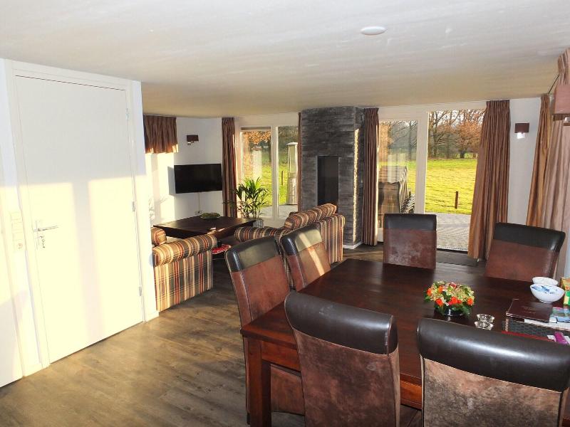 Chalet In Reutum With Sauna And Nature image
