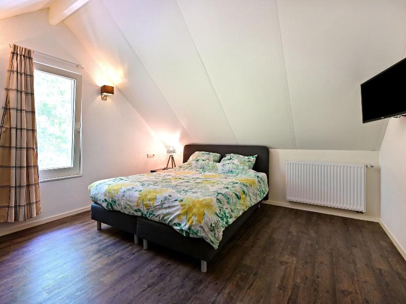 Chalet In Reutum With Sauna And Nature image