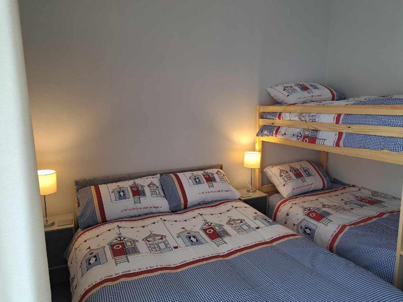 Cosy 2-bed Cottage - Free Wifi image
