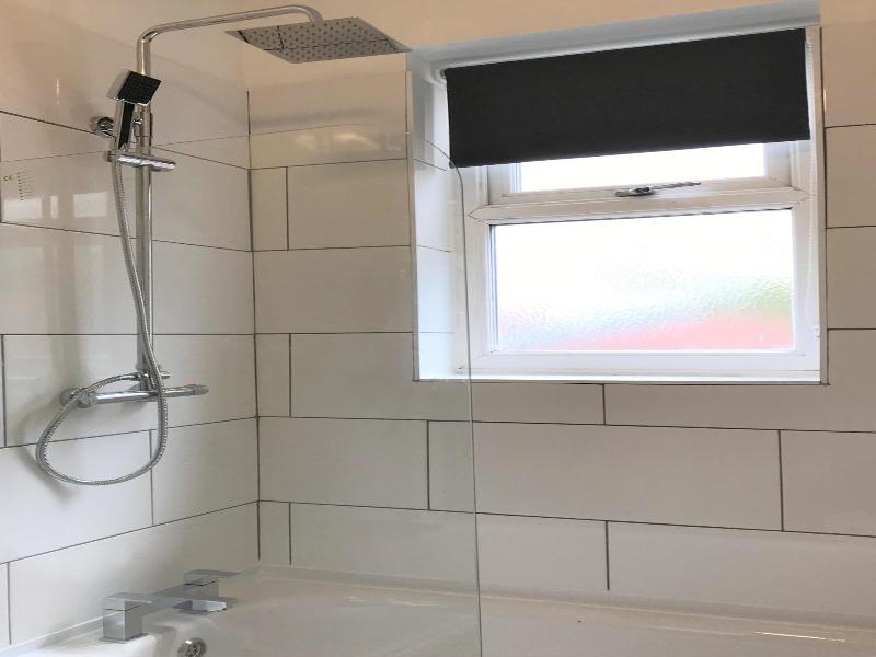 Central Wigan Welcoming Townhouse Sleeps Up To 6 image
