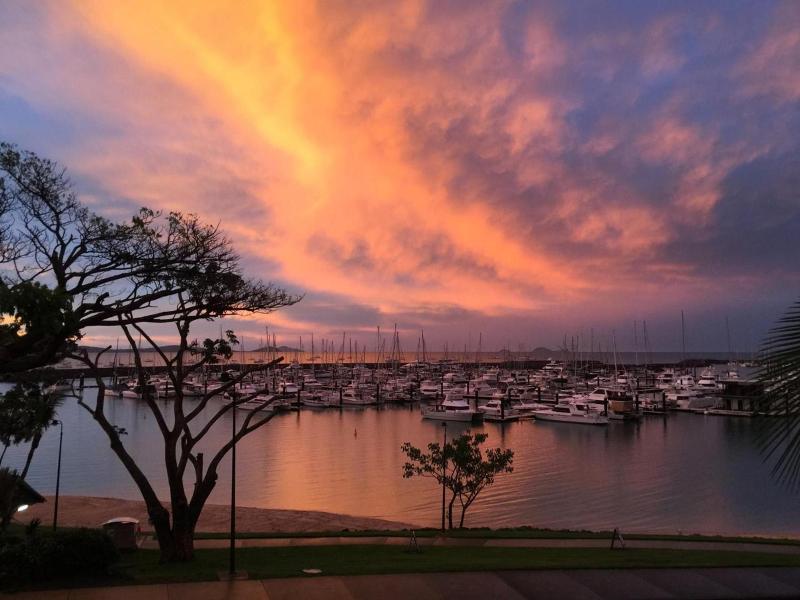 Shingley Beach Resort - Whitsundays image
