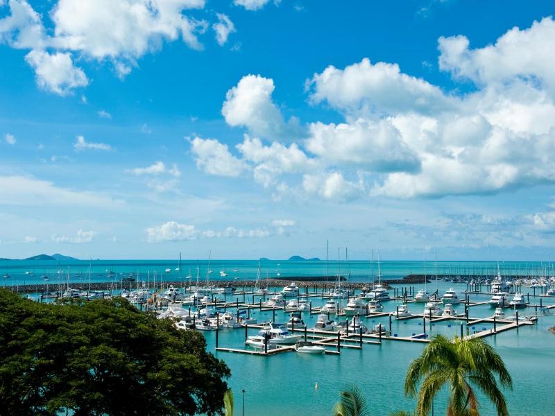 Shingley Beach Resort - Whitsundays image