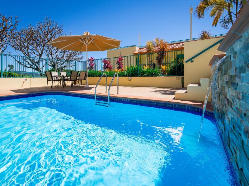 Shingley Beach Resort - Whitsundays image
