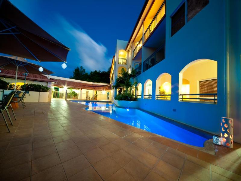 Shingley Beach Resort - Whitsundays image