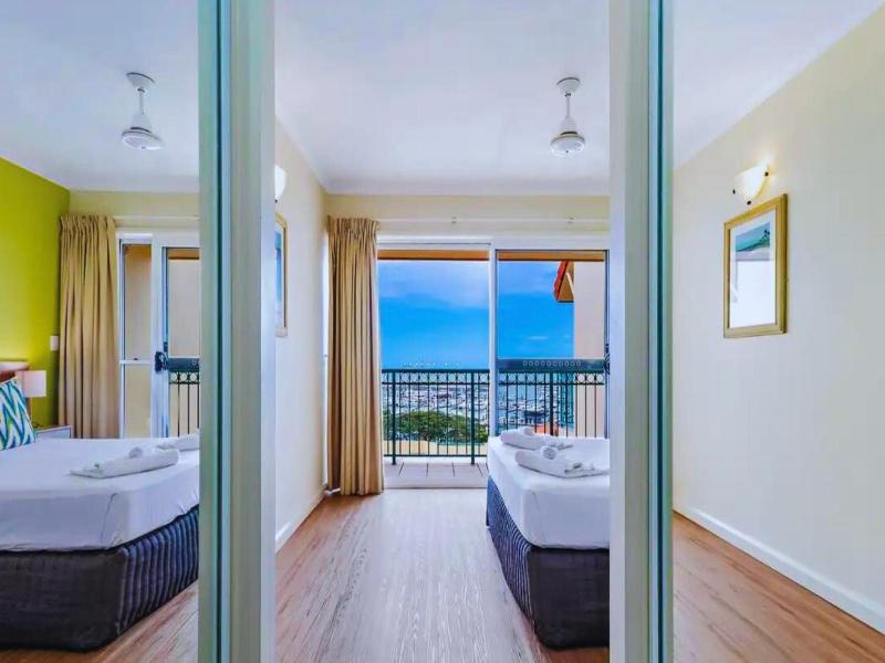Shingley Beach Resort - Whitsundays image