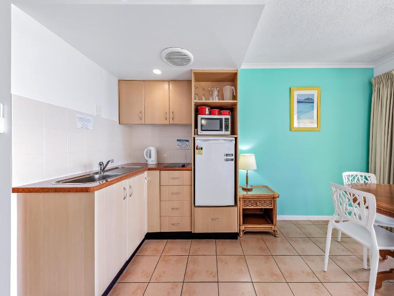 Shingley Beach Resort - Whitsundays image