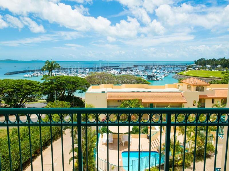 Shingley Beach Resort - Whitsundays image
