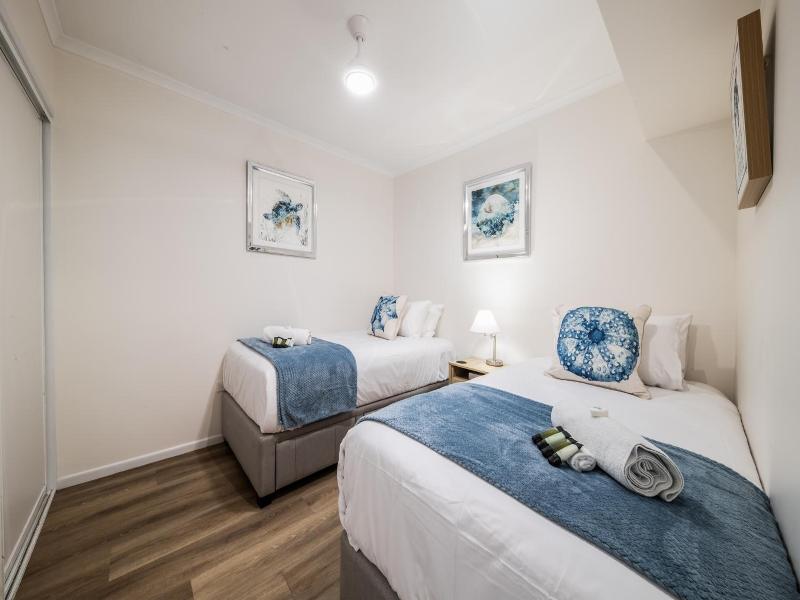 Shingley Beach Resort - Whitsundays image