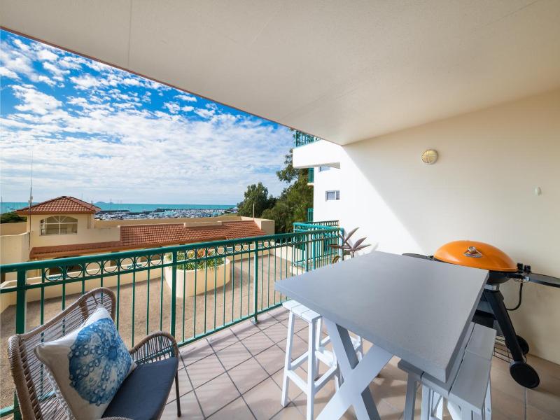 Shingley Beach Resort - Whitsundays image
