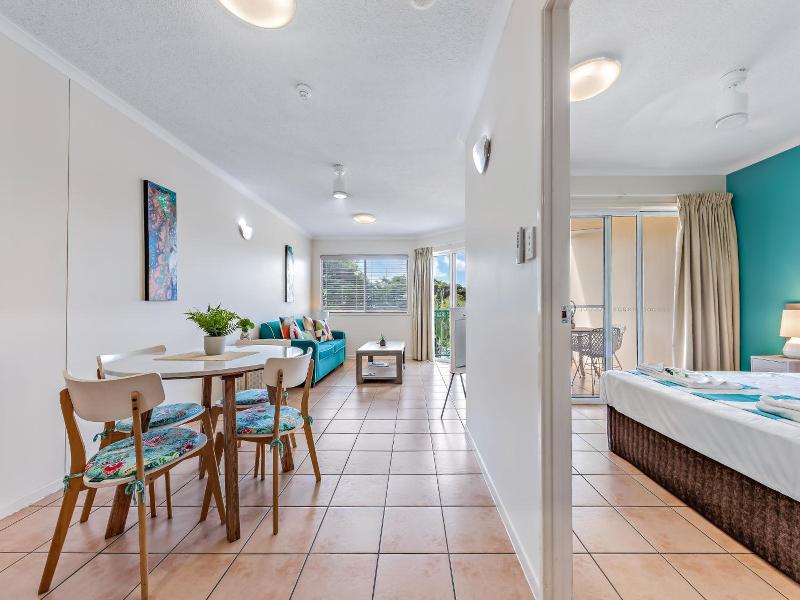 Shingley Beach Resort - Whitsundays image