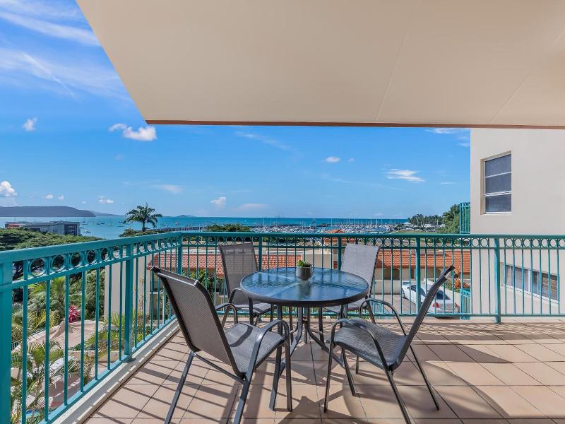 Shingley Beach Resort - Whitsundays image