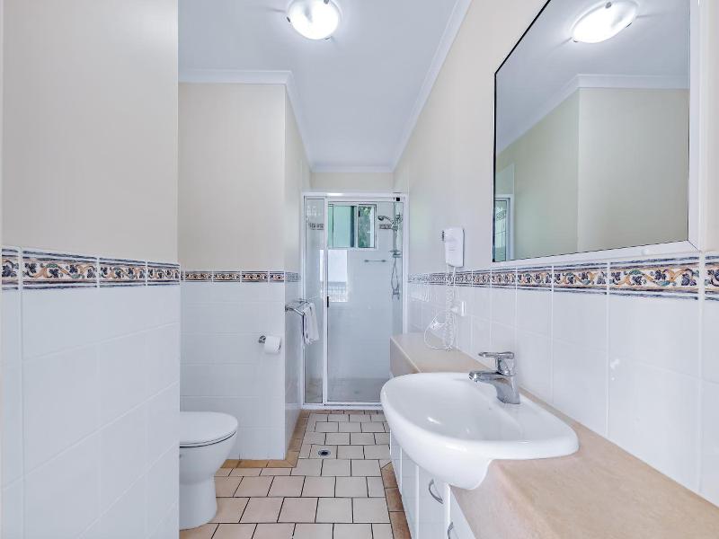 Shingley Beach Resort - Whitsundays image