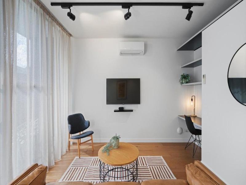 District Apartments Fitzroy image