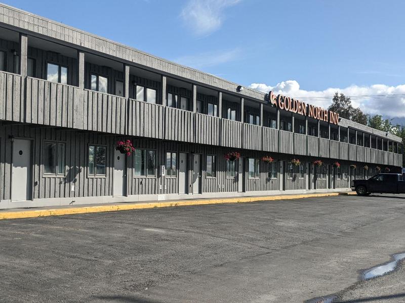 Golden North Inn