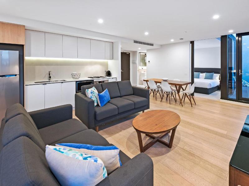 District South Yarra image