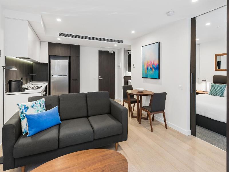 District South Yarra image