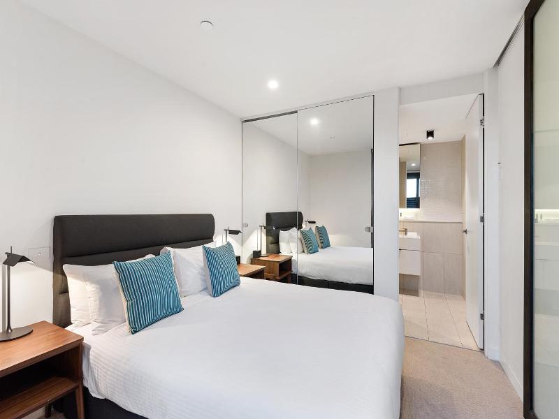 District South Yarra image