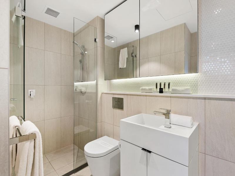 District South Yarra image