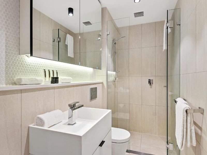 District South Yarra image