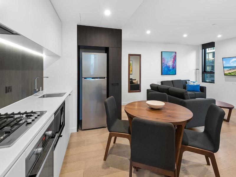 District South Yarra image