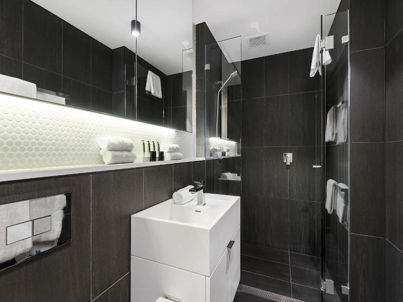 District South Yarra image