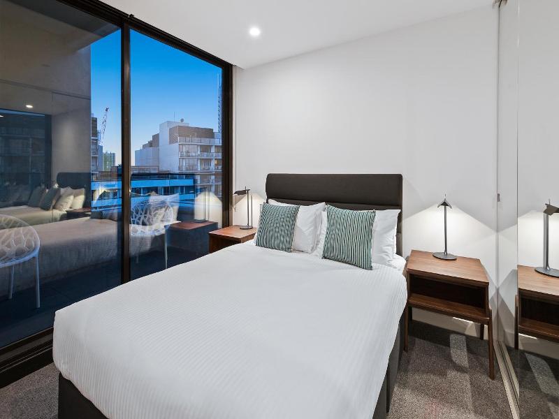 District South Yarra image
