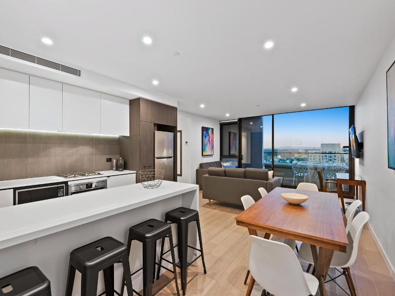 District South Yarra image