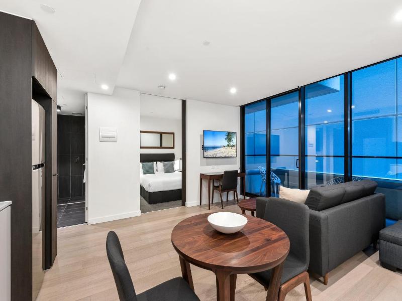 District South Yarra image