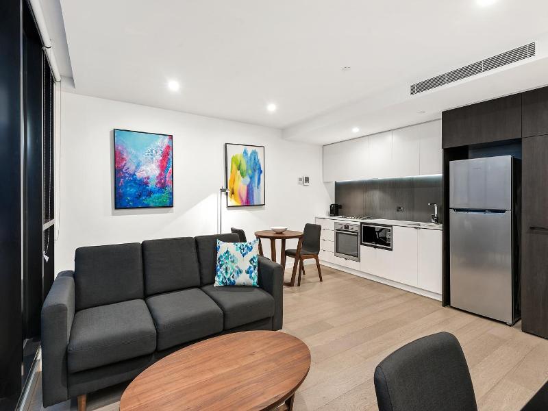 District South Yarra image