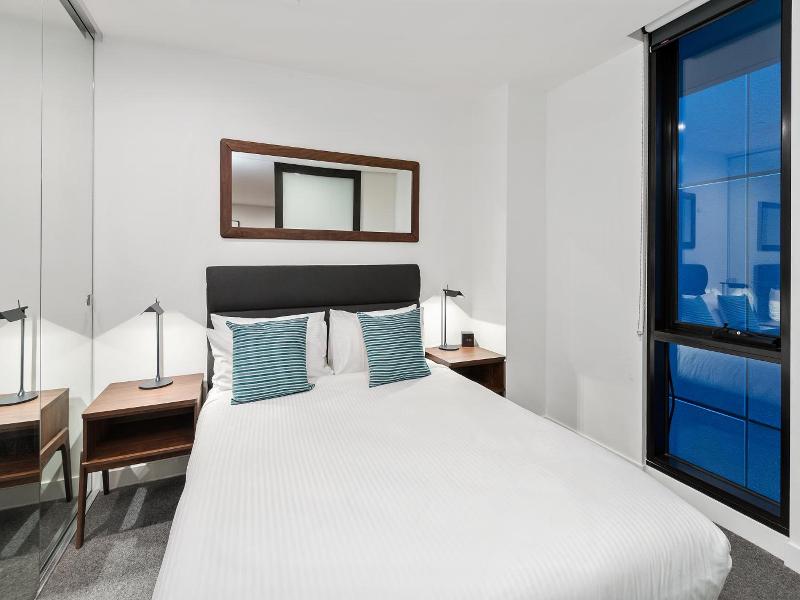 District South Yarra image