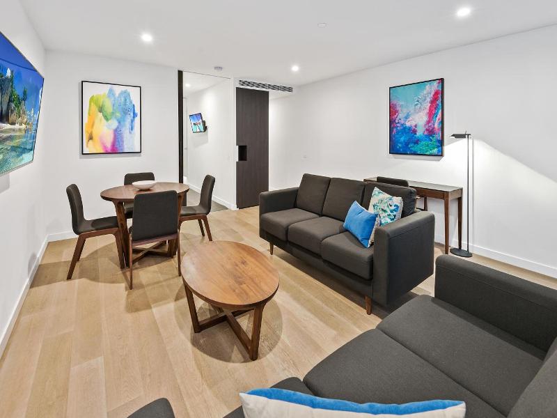 District South Yarra image