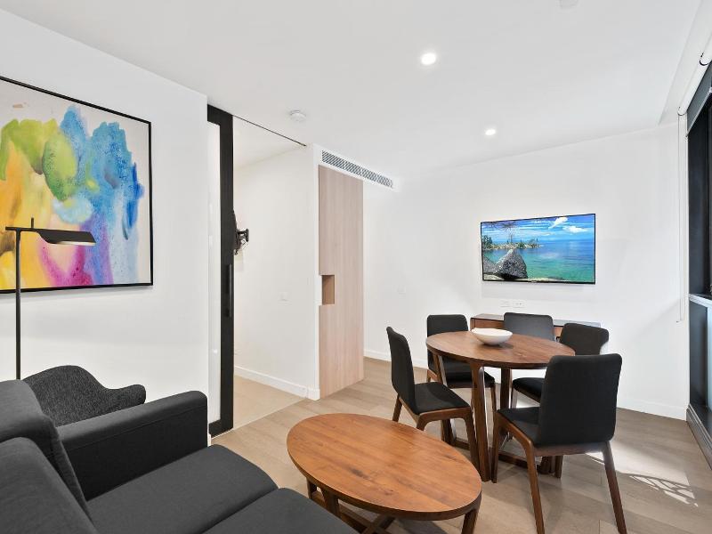 District South Yarra image