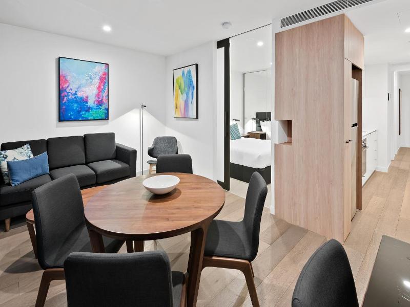District South Yarra image
