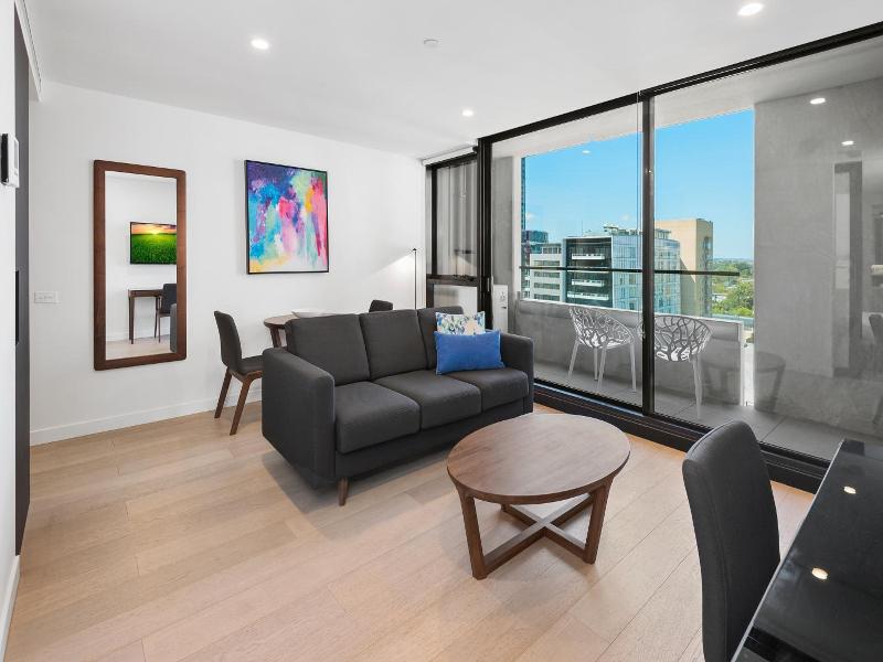 District South Yarra image